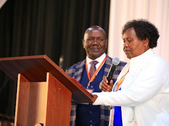 Prayer at the pulpit