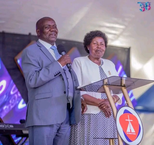 Two couples sharing a pulpit on stage